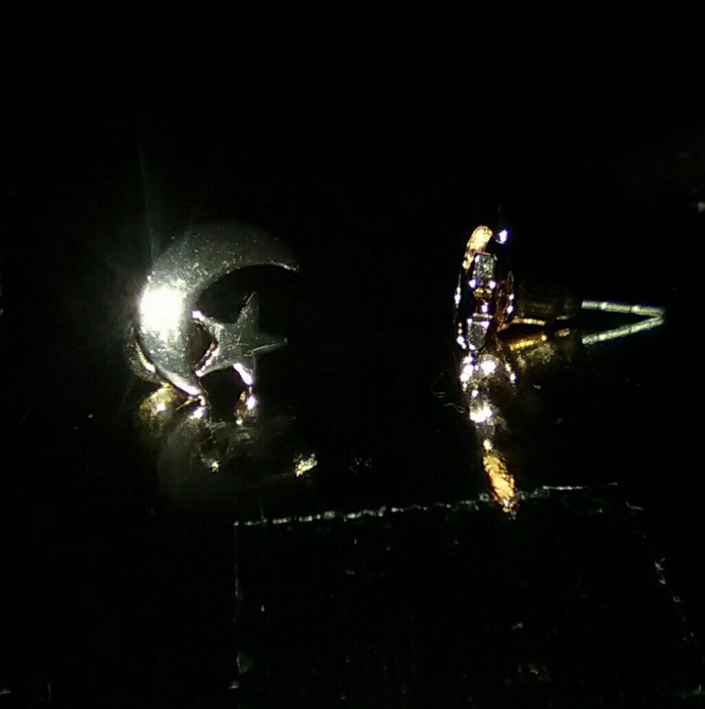 Half-moon star earrings